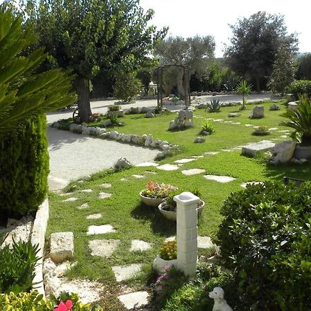 Trullicolarossa Villa Alberobello Eksteriør billede