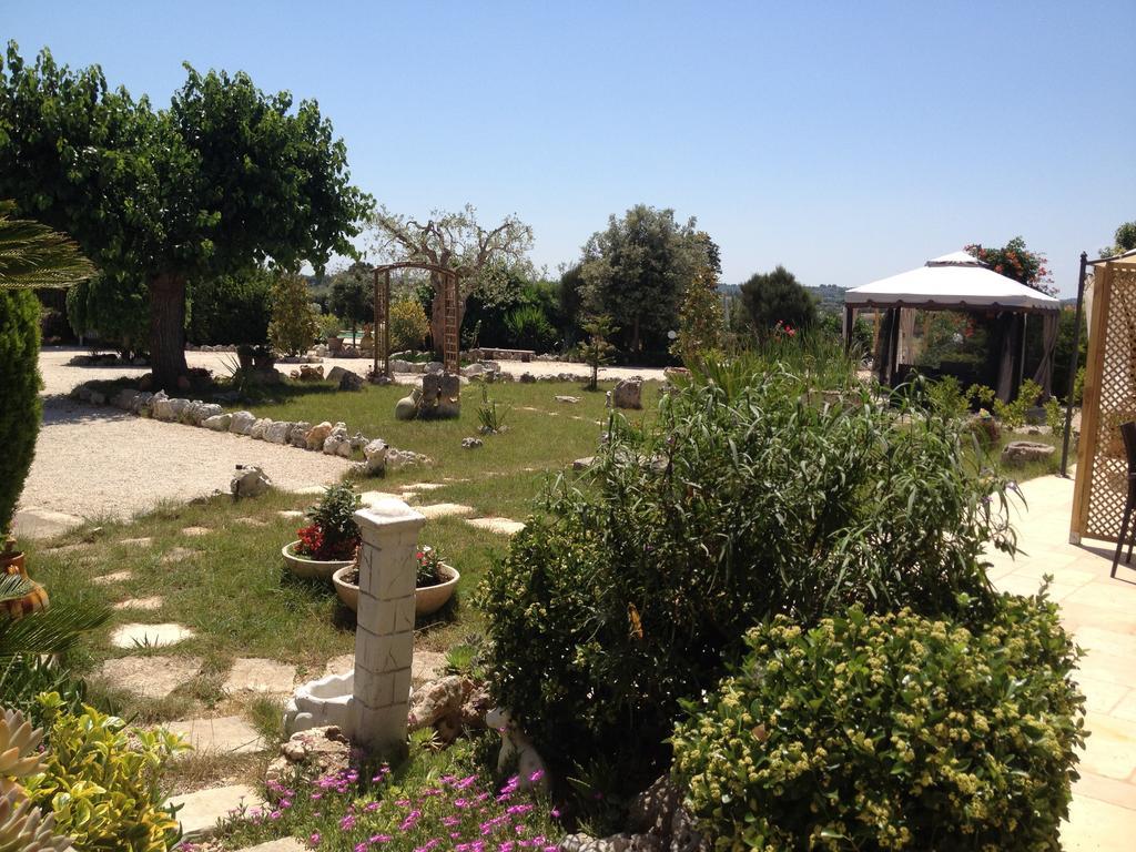 Trullicolarossa Villa Alberobello Eksteriør billede
