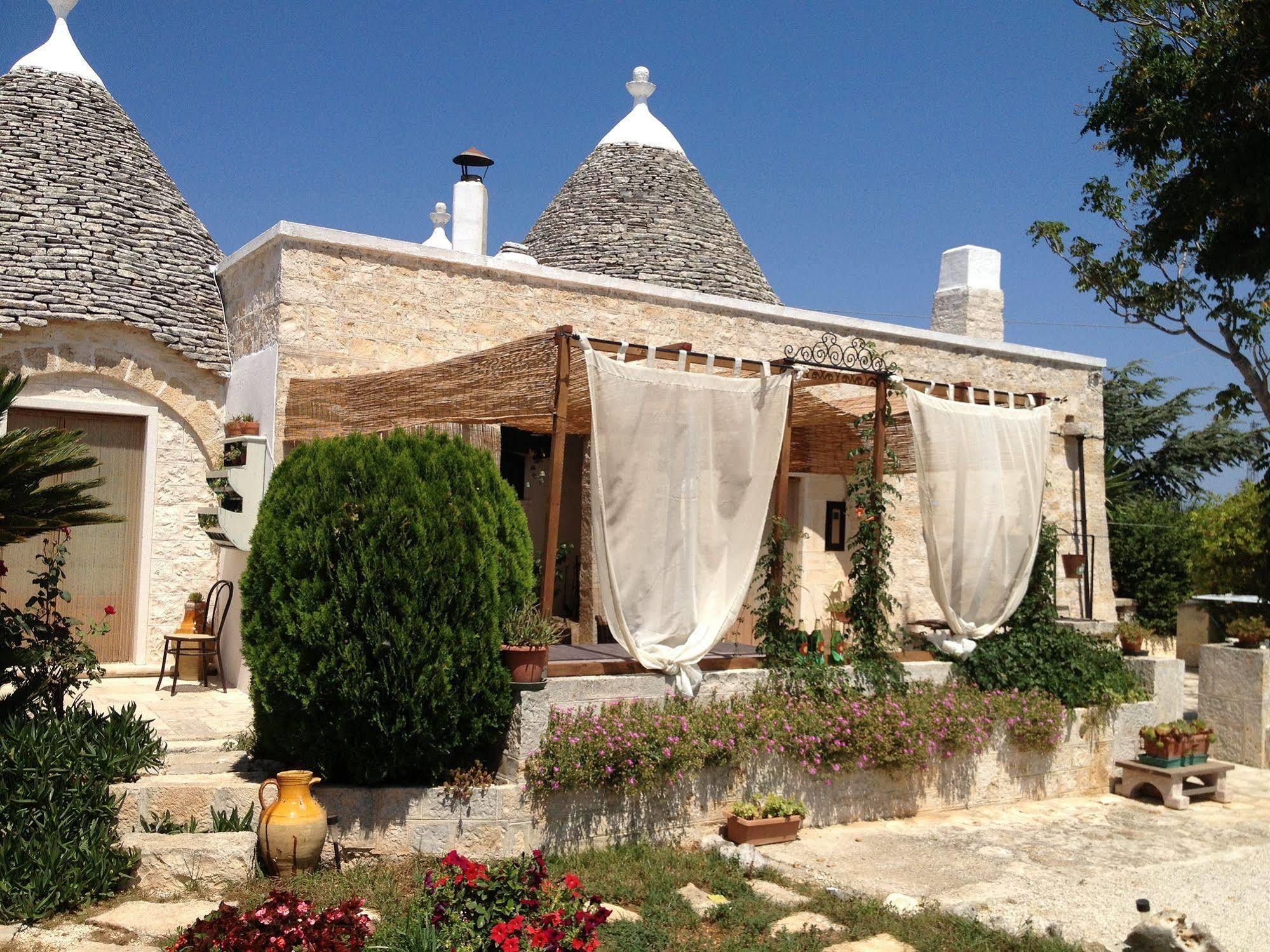 Trullicolarossa Villa Alberobello Eksteriør billede