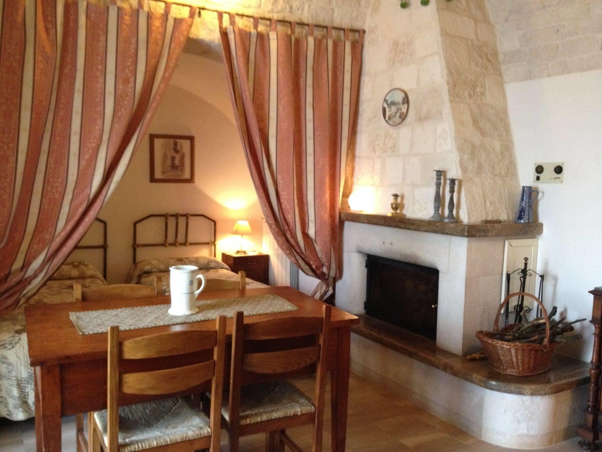 Trullicolarossa Villa Alberobello Eksteriør billede