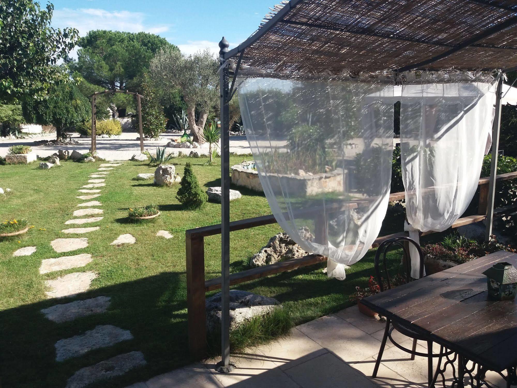 Trullicolarossa Villa Alberobello Eksteriør billede